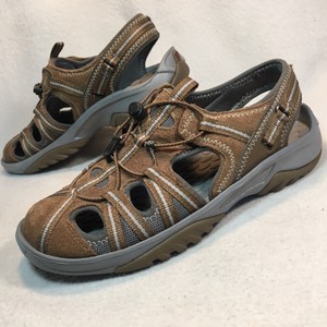 clarks women's fisherman sandals