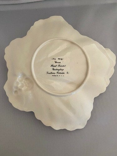 Blue Ridge Southern Pottery Leave Shaped Dish with Handle Verna Pattern Floral - Picture 3 of 4