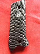 Sturm Ruger Co Grip Panels For Mark 11, 22ca. LR Black Plastic Mfg 1982 NOS