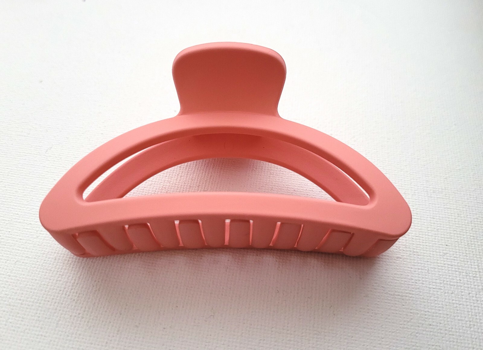 NEW 9cm Peach Arched Clamp Claw Hair Clips Fashion