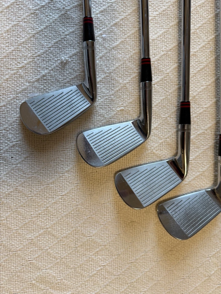 Juego de hierro Ben Hogan 2003 Apex diestro acero Apex 4 ejes/4 hierros a través de ecualizador Foto 2 de 4