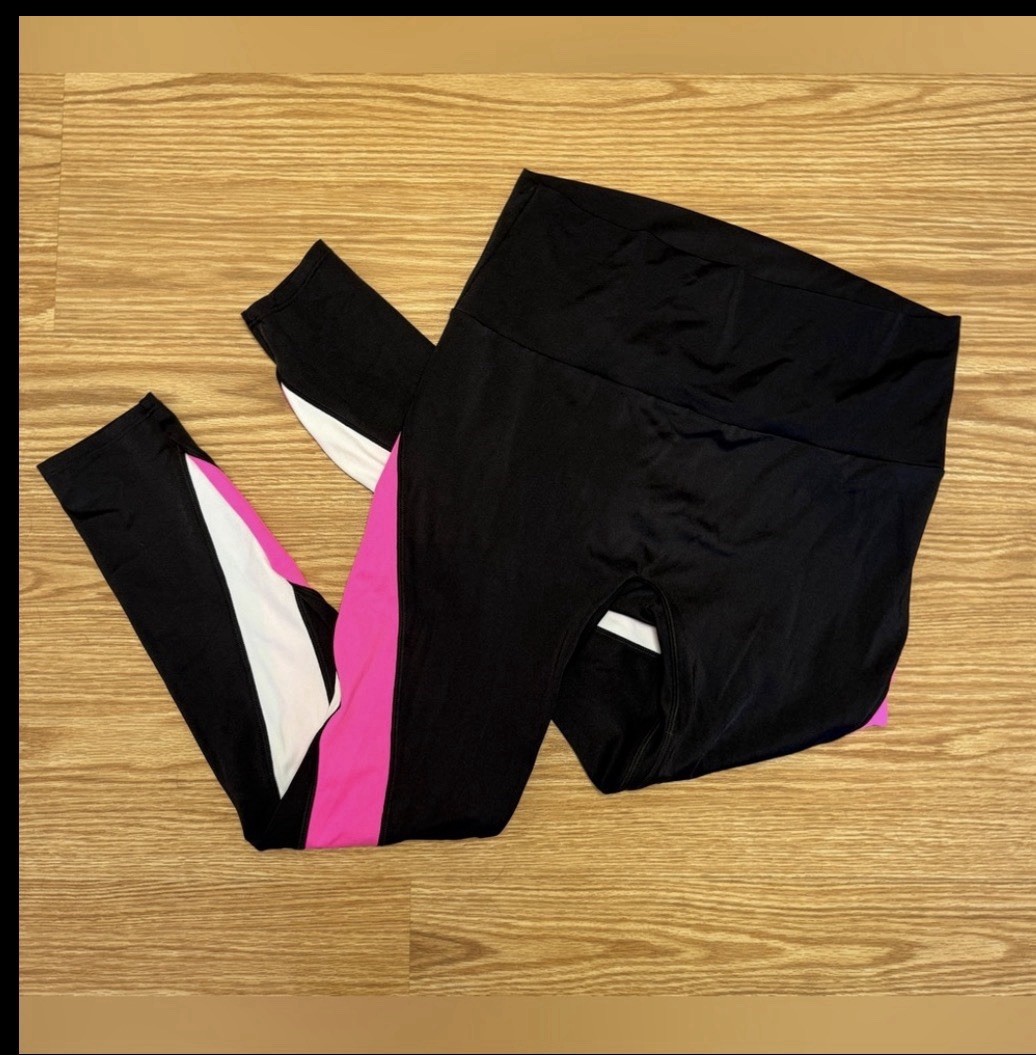 KDeer Capris Women's - image 2