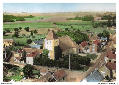 BBFP9-0822-78 - By plane over LONGNES - L'eglise