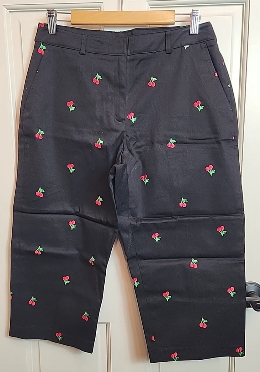NWT Briggs New York Black Capri Pants Women Size 12P 31x20 Embroidered 152-36238