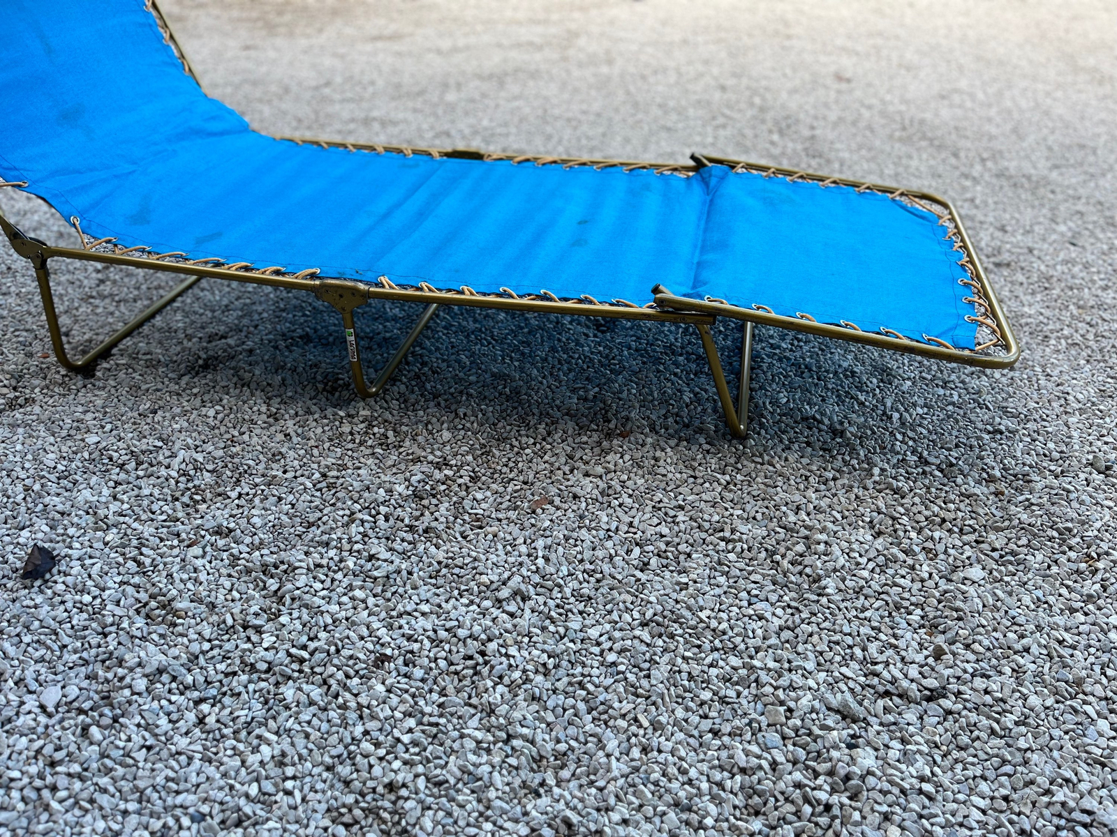 Transat ou chaise longue vintage Lafuma 1960 vintage déco collection