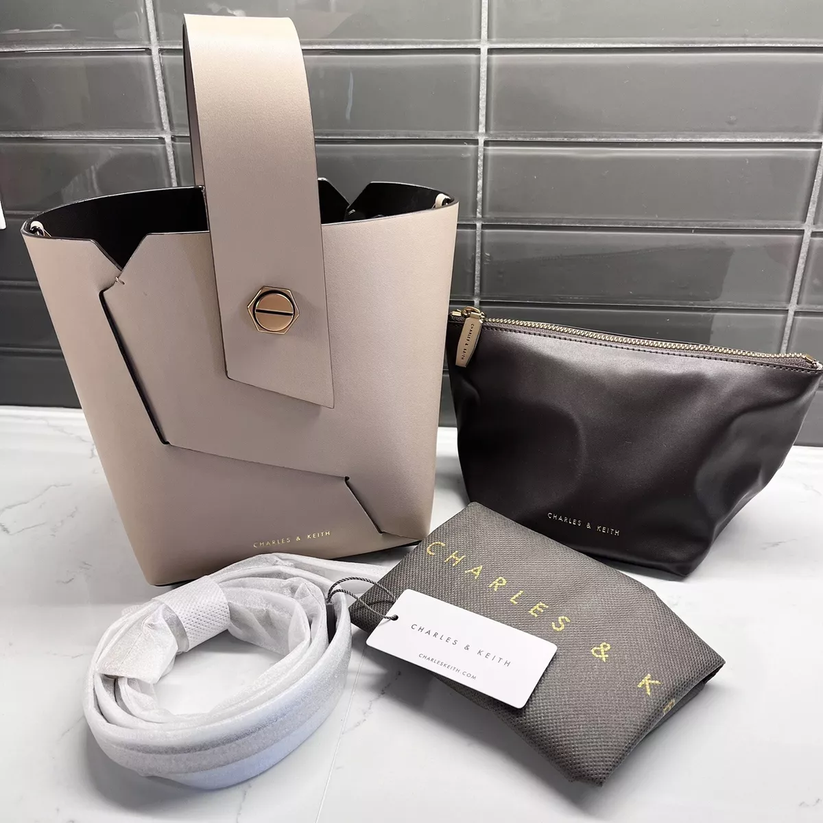 Beg jenama charles & keith new arrivals