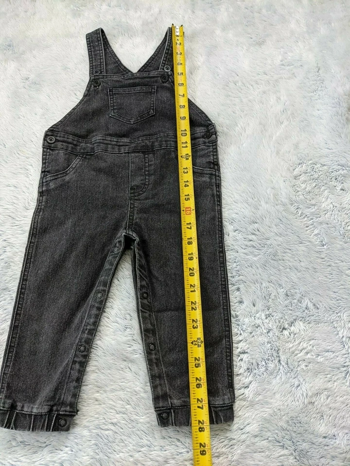 Mono vaquero negro bebé niño First Impressions talla 24 meses EXCELENTE ESTADO Foto 3 de 4
