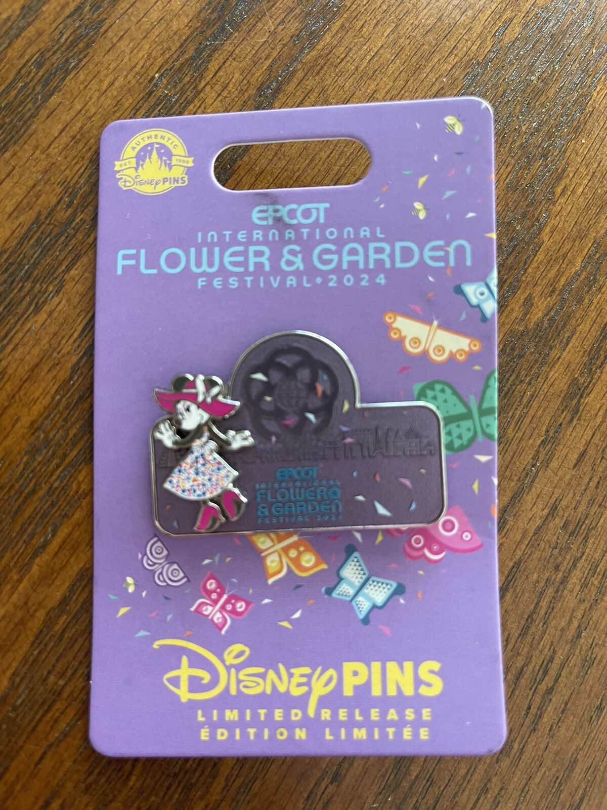 2024  Disney Parks  Flower And Garden Minnie Mouse Limited Release Pin New