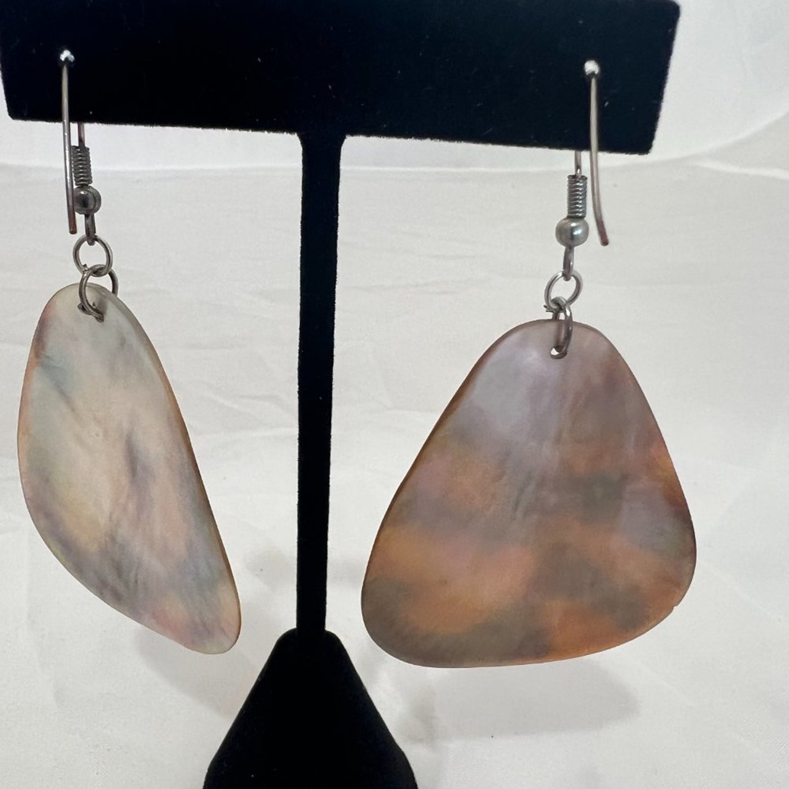 Tortoise shell fishhook earrings - image 4