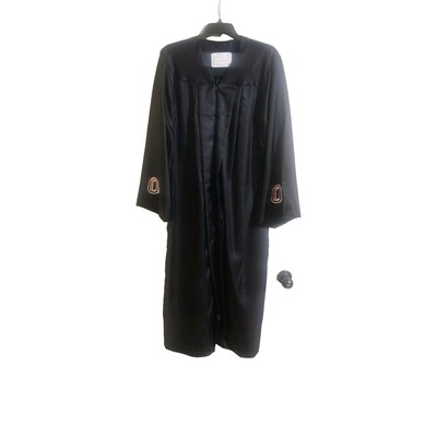 U.N.O. Jostens Black Graduation Gown & Cap Unisex 5'10''-6'0'' Commencement Dress