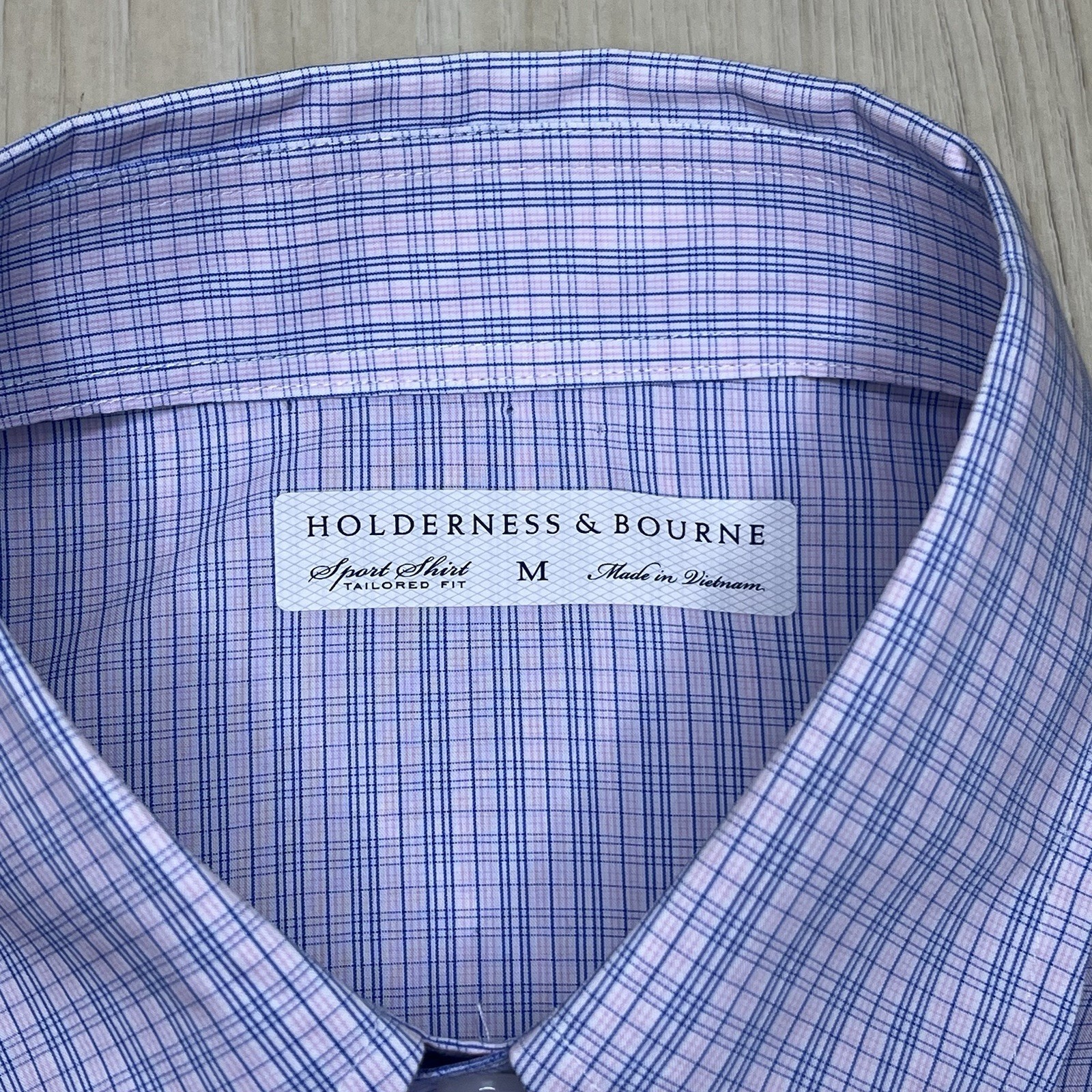 Holderness & Bourne Performance Plaid Button Down… - image 6