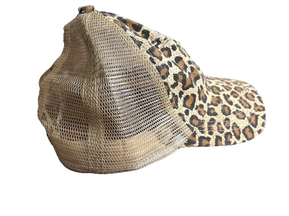 Sombrero de leopardo Carhartt para dama ~ ajustable Foto 4 de 4