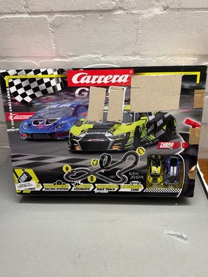 Carrera Go!!! GT Super Challenge Rennbahn-Set (20062563) 1:43 Audi R8 Huracán