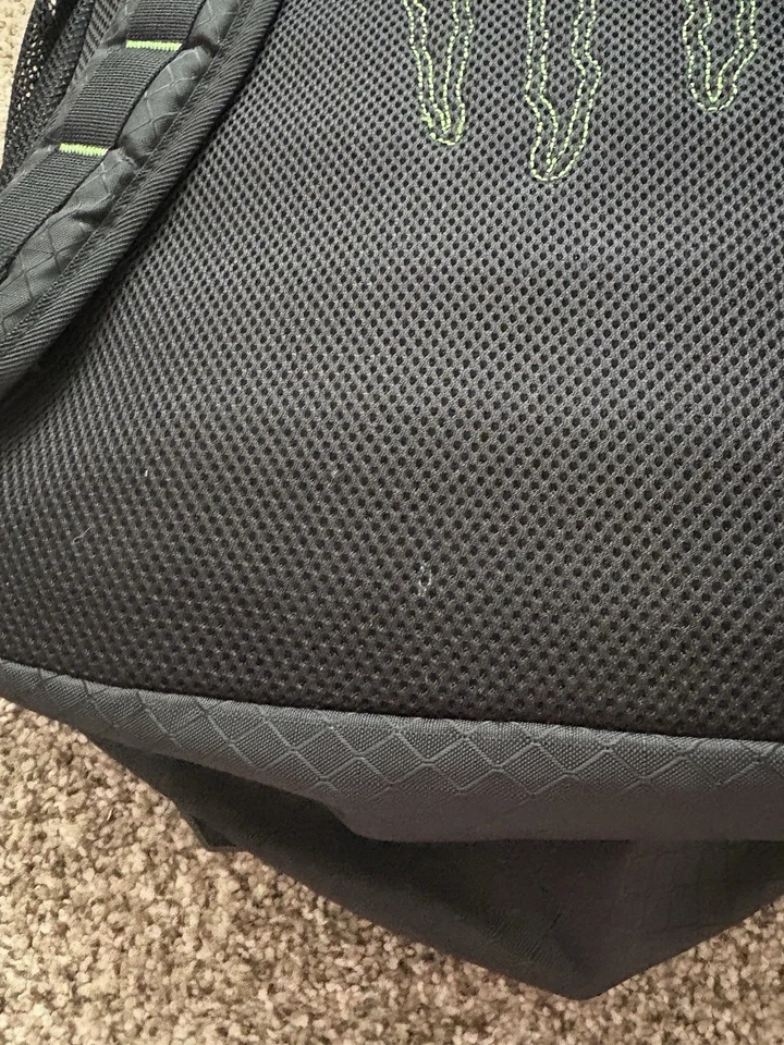 Mochila de Viaje Monster Energy Y2K Años 2000 Patinador Punk Gótico Foto 3 de 4