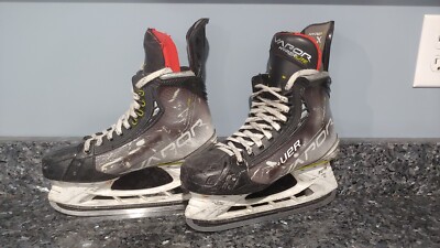 Bauer Vapor Hyperlite Ice Hockey Skates Intermediate Size 6 Fit 1