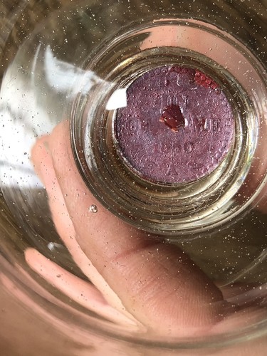 Exceptionnel verre à pied soufflé XIXème avec inclusion pièce d'un centime 1850 - Foto 2 di 20