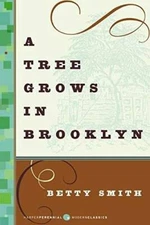 A Tree Grows in Brooklyn (Modern Classics) - Paperback - ACCEPTABLE