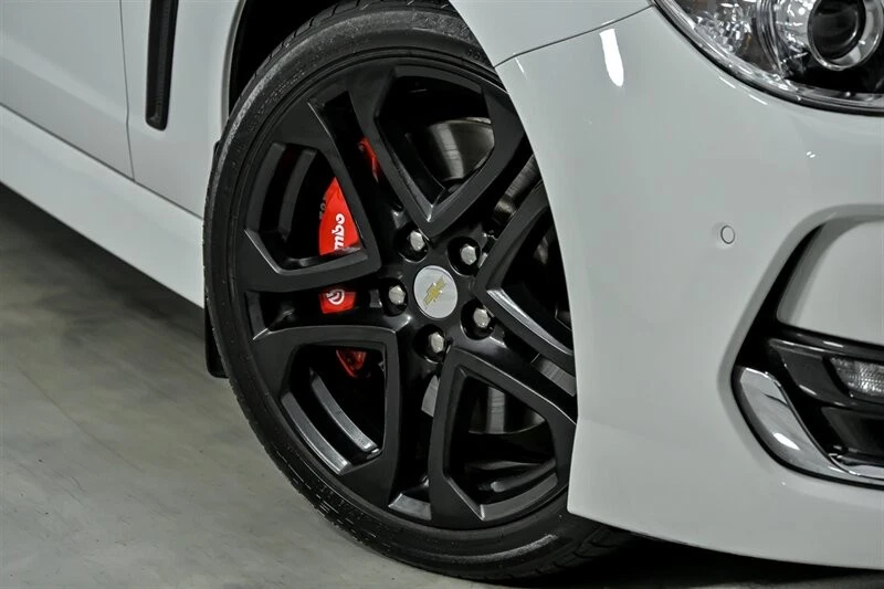 Chevrolet SS 2017 - Mods de 25 k USD - escape Livernois cámara principal Foto 4 de 4