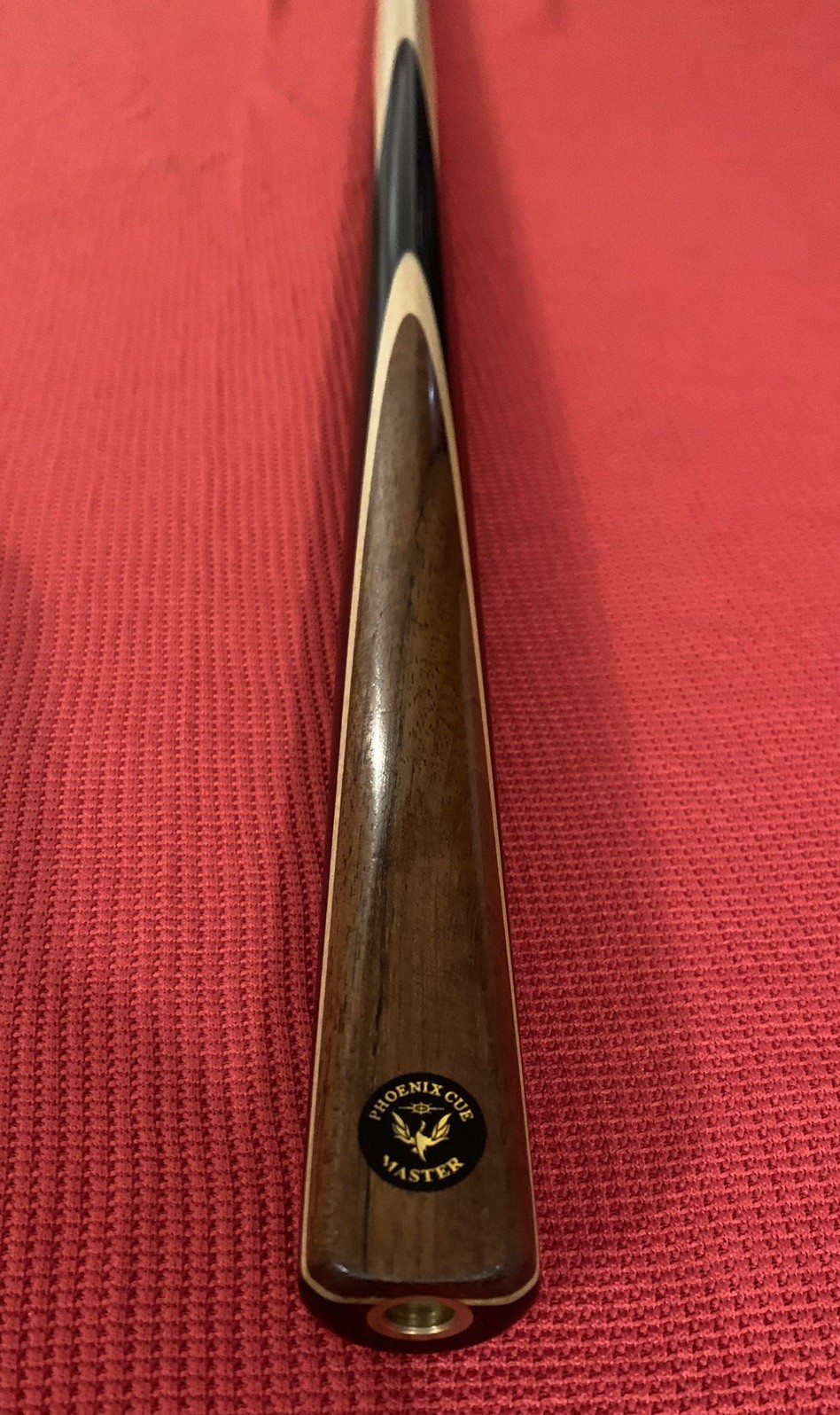 Phoenix Master Maple 1 Piece Cue/Titanium Ferrule 9mm/57”/18.6oz/Pro Spin Tip