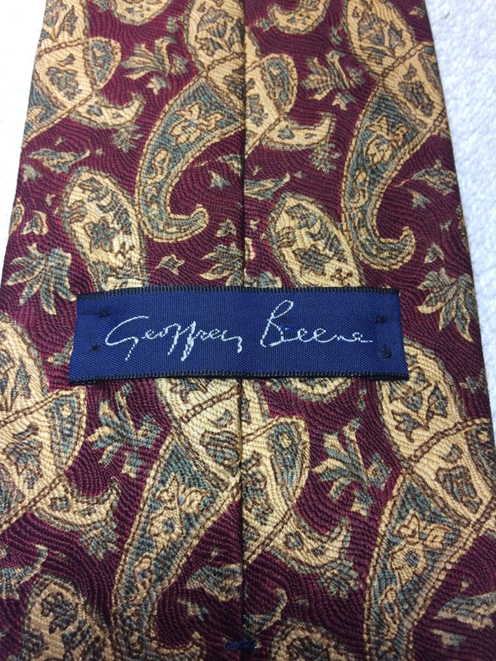 GEOFFREY BEENE MENS TIE BURGUNDY WITH GOLD AND YELLOW  4 X 58  - Image 4 of 4