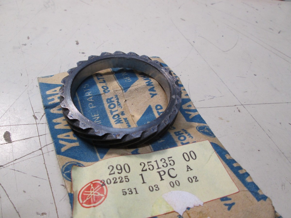 YAMAHA OEM SPEEDOMETER DRIVE GEAR / 1972 JT2MX JT2 | eBay