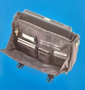 staples laptop cases