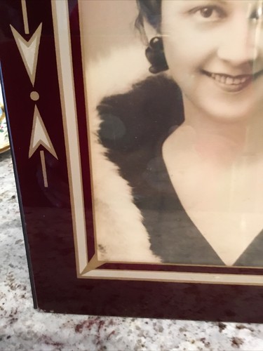 Vintage Art Deco Geometric Reverse Painted Burgundy White Gold Corners Frame - Picture 6 of 11