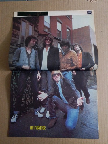 Hit Parader Magazine - May 1980 - Tom Petty Poster , Clash , Police , B-52's Etc - Picture 4 of 6