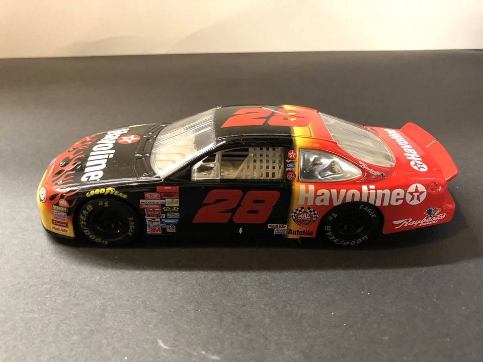 Литой автомобиль 1996 Action No28 Havoline Ernie Irvan 1:24 - Изображение 2 из 3