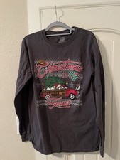 Buc-ees Holiday Shirt Adult Small Gray Christmas In Texas Bucees Long Sleeve