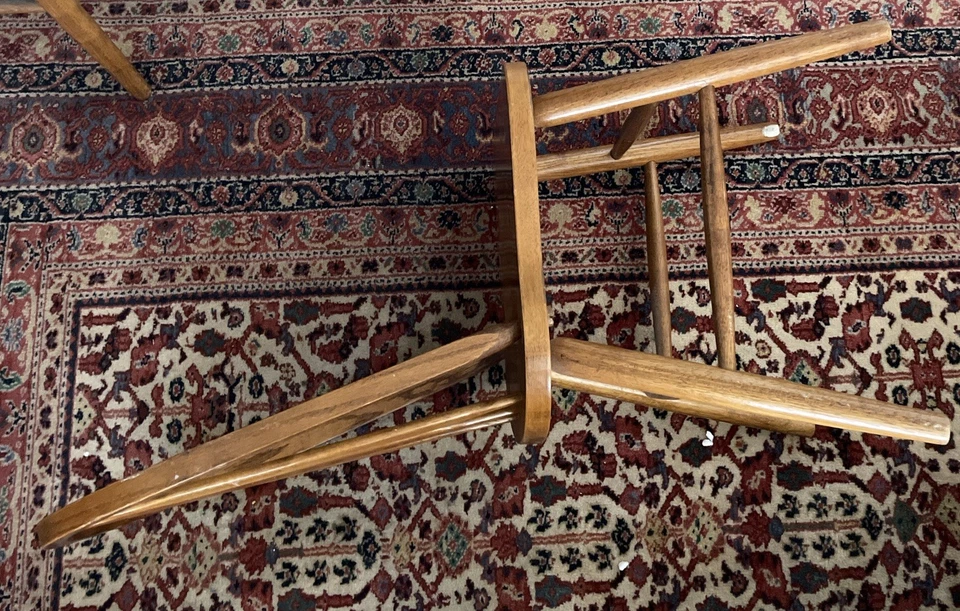 Vintage Solid Oak Dining Rectangle 59.25” Table. 4 Arrowback Chairs. Made Taiwan - Image 4 of 4