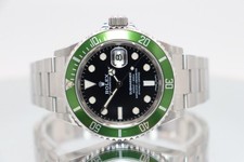 Rolex Submariner Date 40MM Green Bezel 16610LV Box & Papers 2007