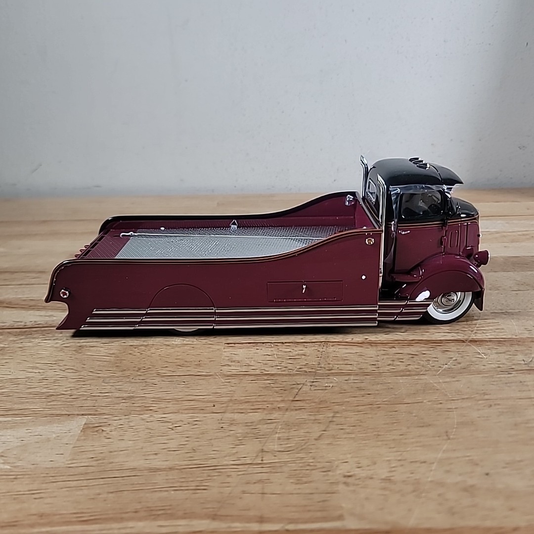 Danbury Mint 1/24 Diecast 1930 Custom Car Carrier Maroon | eBay