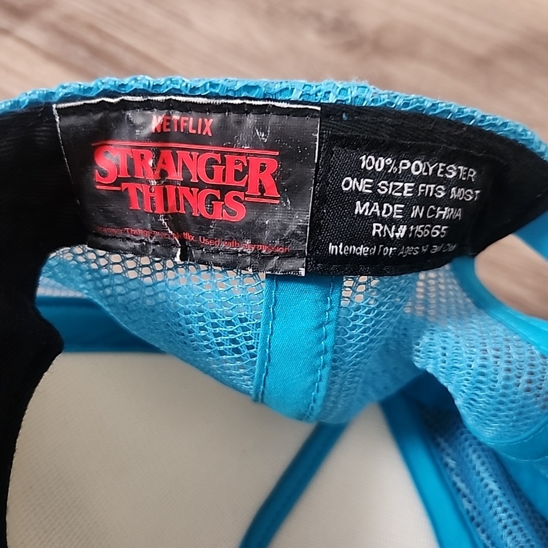 Stranger Things Thinking cap universal studios ho… - image 8