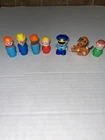 Vintage Fisher Price Little People Lot Of  7 Characters Toys
