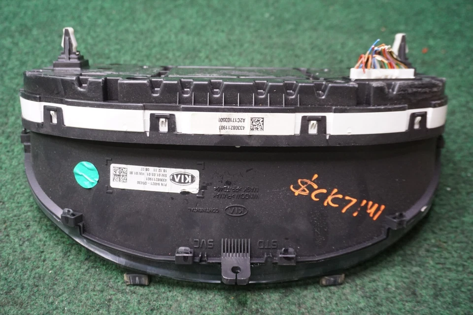 2019 KIA OPTIMA LX Speedometer Gauge Cluster OEM 94021D5030 82,417 MILES - Image 2 of 4