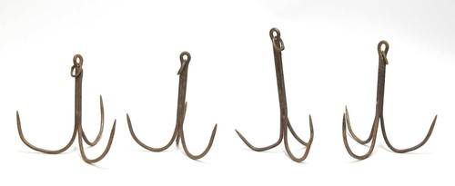 4 LARGE VINTAGE TREBLE HOOKS, SNAG HOOKS - Picture 2 of 6