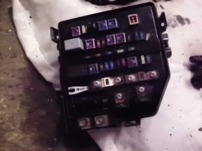 Honda CR-V CRV iCTDi 2008 Fuse Board Under Bonnet