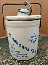 Vintage Kaukauna Klub Dairy Co. Wisconsin Cheese Stoneware Crock with Lid & Bale
