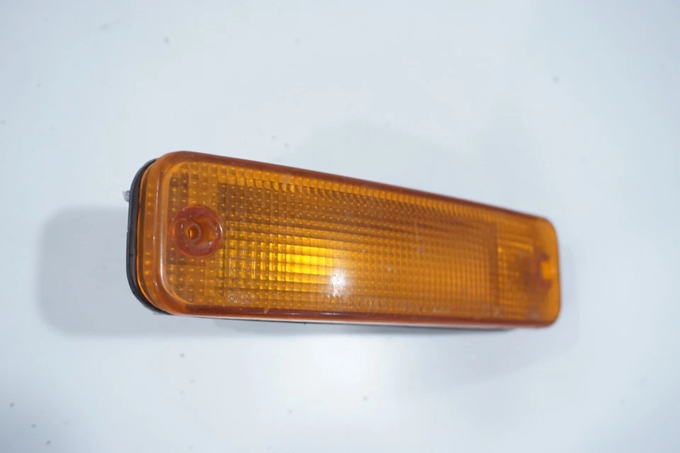 Lente de señal de pasajero parachoques delantero Honda Civic Hatchback 1988-1991 OEM Foto 2 de 4