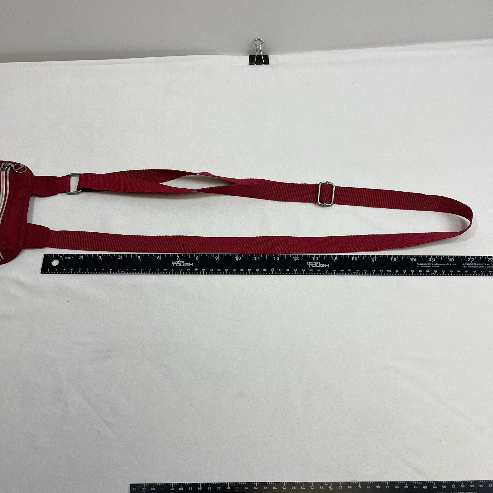 VTG Nike Crossbody Sling Bag Red Metal Accents Y2K Streetwear Sport Swoosh Logo