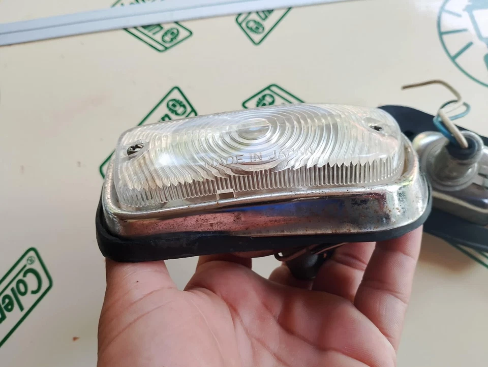 Luz de señal de giro delantera Datsun Bluebird 410 411 mercado de accesorios Foto 3 de 4