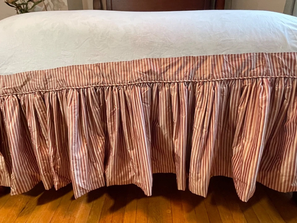 Vintage Custom Made Queen Bed Skirt Heavy Striped Lined Taffeta Dust Ruffle - Image 3 of 4