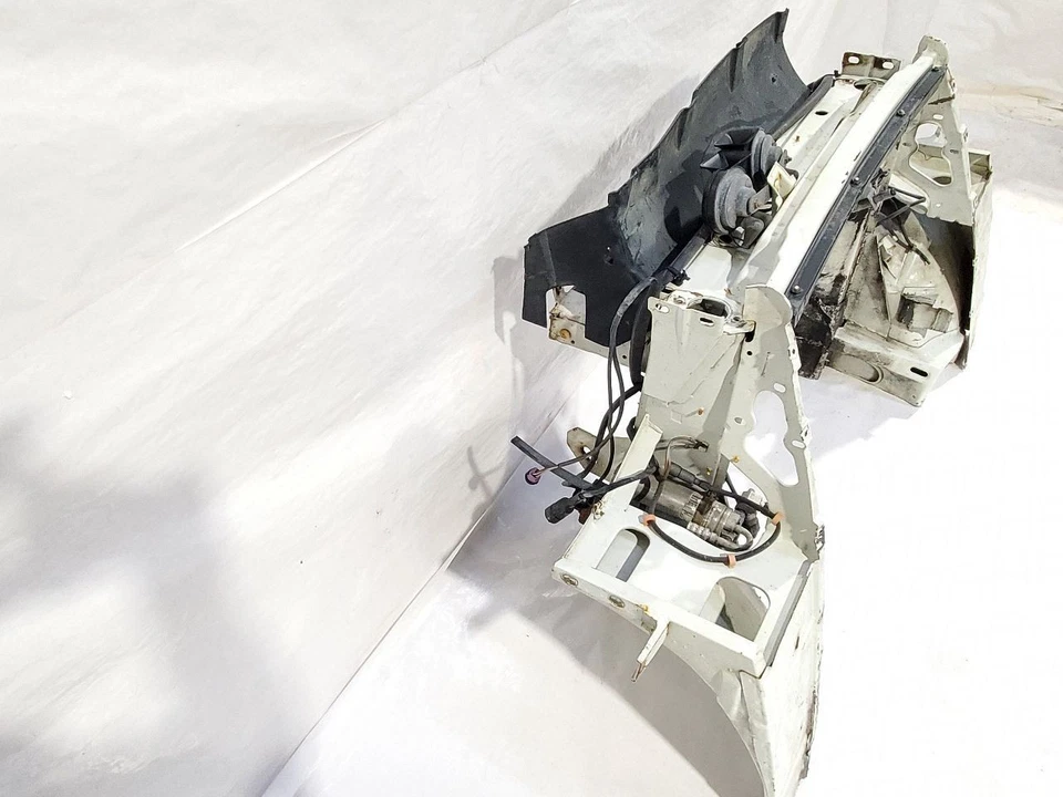 1992 1993 1994 1995 Porsche 968 3.0L OEM Radiator Core Support - Image 4 of 4