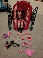 Monster High Skulltimate Secrets 4  Monster Mysteries DRACULAURA Doll