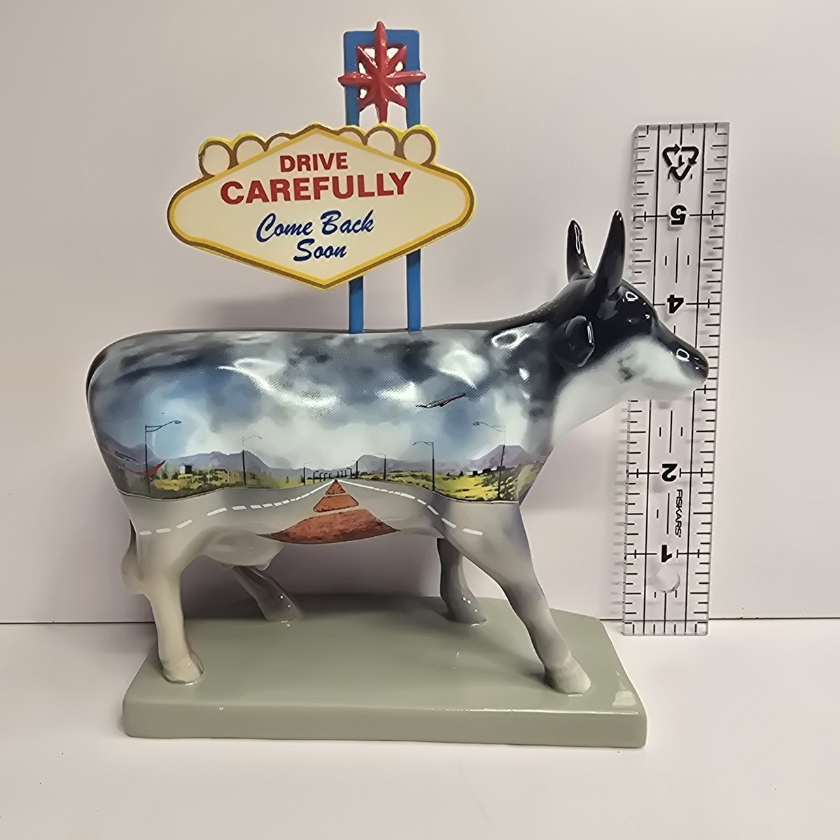 *限定* Welcome To Fabulous Las Vegas Cow Cow Parade Welcome to Fabulous Las Vegas Cow Figurine