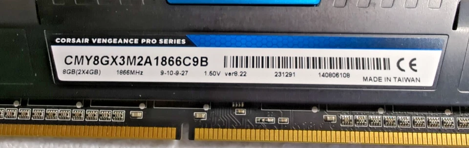 Corsair Vengeance Pro Series - 8GB (2 x 4GB) CMY8GX3M2A 1866C9B RAM MEMORY - Image 3 of 4
