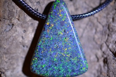 32ct 32x23x7 Top Vivid Green&Gold Cloud Pattern Mooka Hard Matrix Mix Opal AUS