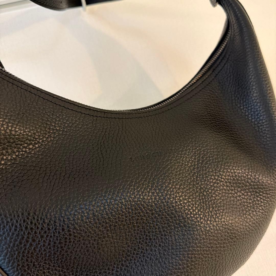 Longchamp Le Rozo Essential Hobo Bag M Pebbled Leather Black Toggle Closure Auth image 5