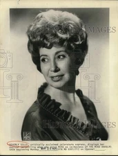 1971 Press Photo Coloratura soprano Beverly Sills co hosts The Mike Douglas Show